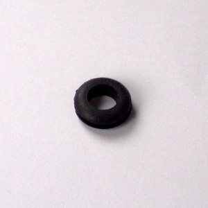 Gumowa przelotka tylnego błotnika do kabli kierunkowskazu, 17x12x9 mm, oryginał, CZ 487-488