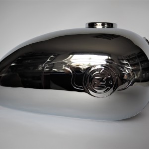 Petrol tank, CZ 175,  without ammeter, with internal finishing cover