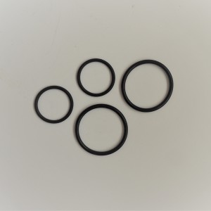 Rubber seal rings for axle of swinging fork, 4 pcs, Jawa