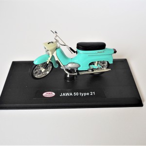 Model Jawa 50 typ 21 (mořská barva)