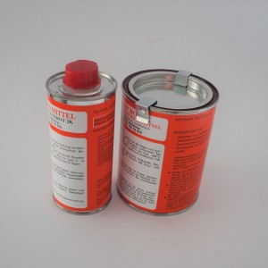 Paint for painting / protecting fuel tanks / inside /