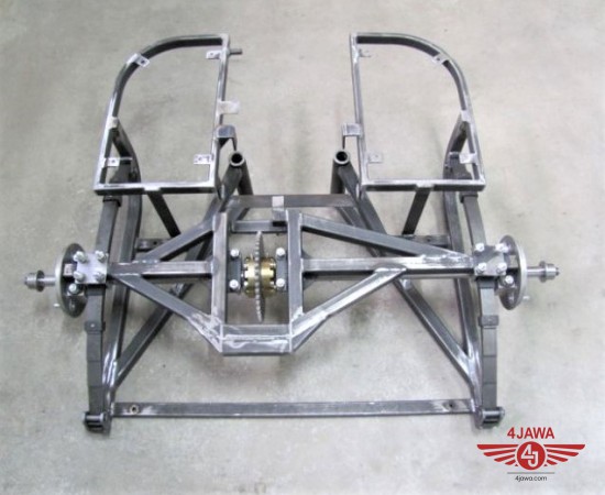 c-item-17918-3-720-580--ffffff--podvozok-holy-s-diferencialom---jawa-perak--riksa.jpg
