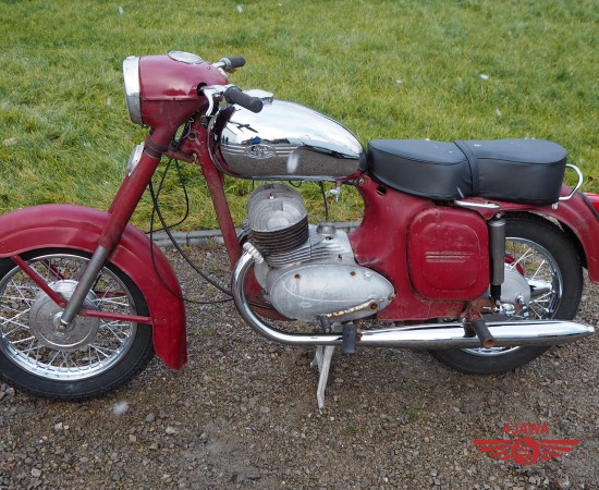jawa 350 354  (4).JPG