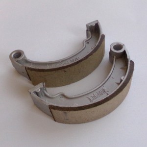 Brake shoes, 2 piece, ferrodo, Jawa 250/350 Kyvacka