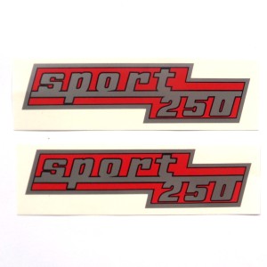 Naklejka CZ Sport 250, 132 x 32 mm, 2 sztuki, matowe
