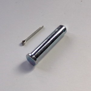 Seat hinge pin, 7,9 x 39 mm, CZ 501/502