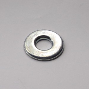 Podkładka mocowania kierunkowskazu, 35,5 x 19 x 3 mm, CZ